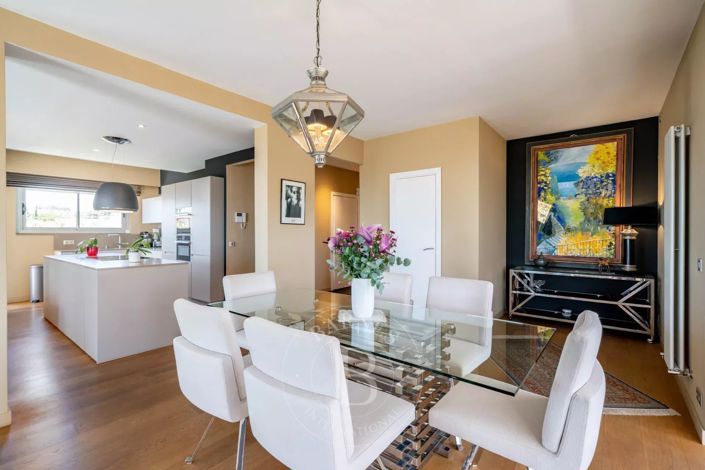 Image No.3-3 Bed Apartment for sale