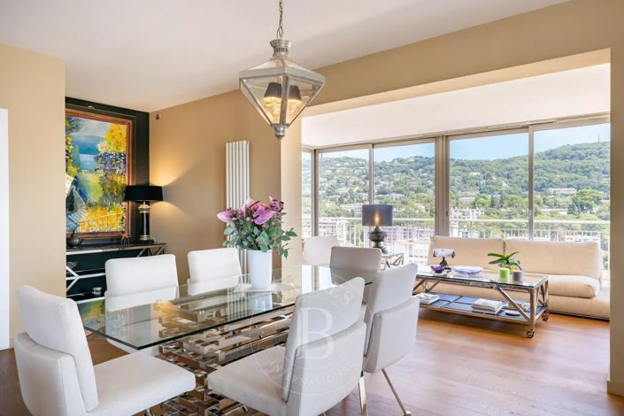 Image No.4-3 Bed Apartment for sale