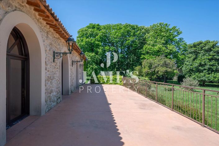 Image No.3-12 Bed House for sale
