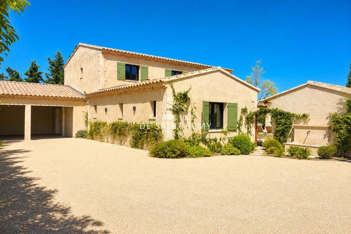 Image No.12-4 Bed House for sale