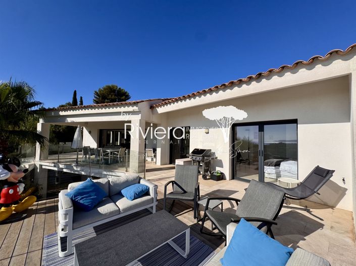 Image No.21-5 Bed House for sale