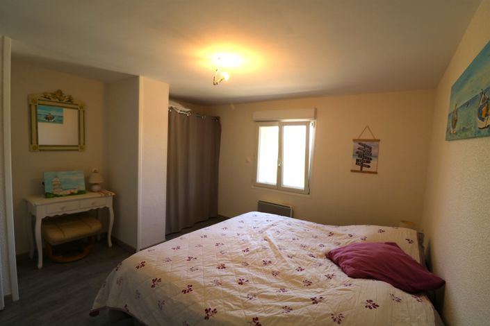 Image No.28-4 Bed House for sale