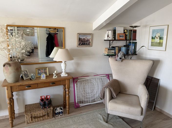 Image No.19-2 Bed House for sale