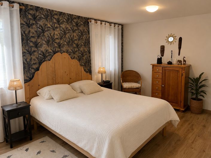 Image No.8-2 Bed House for sale