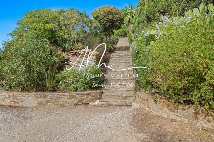 Image No.8-3 Bed House for sale