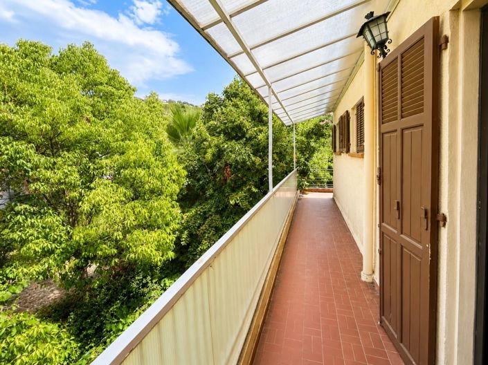 Image No.23-5 Bed House for sale
