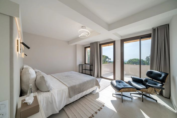 Image No.30-3 Bed House for sale