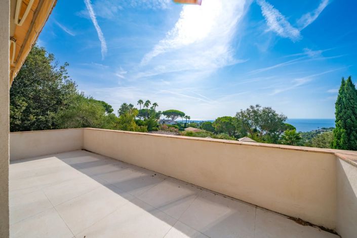 Image No.31-3 Bed House for sale