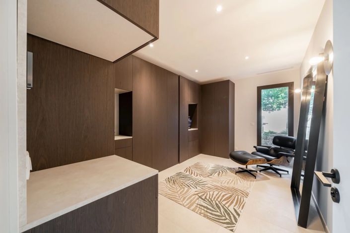 Image No.34-3 Bed House for sale
