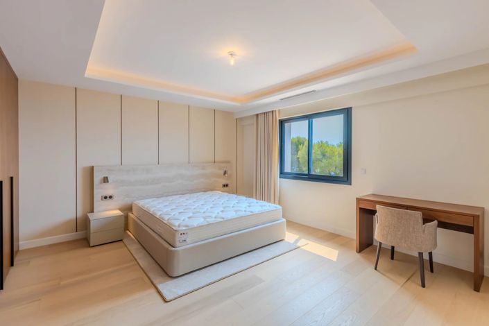 Image No.13-5 Bed House for sale