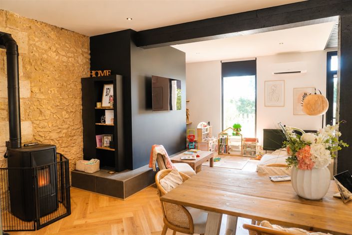 Image No.3-4 Bed House for sale