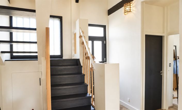 Image No.9-4 Bed House for sale