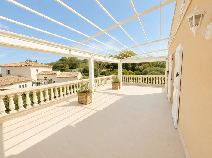 Image No.12-5 Bed House for sale