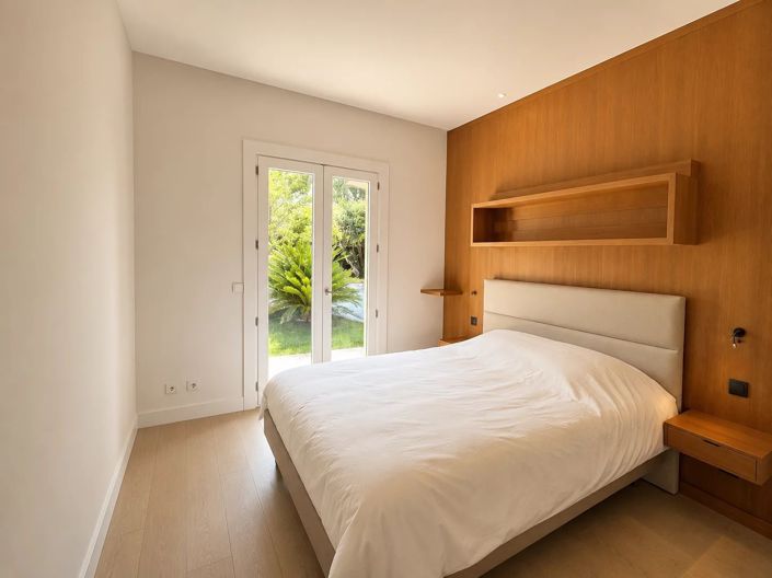Image No.29-5 Bed House for sale