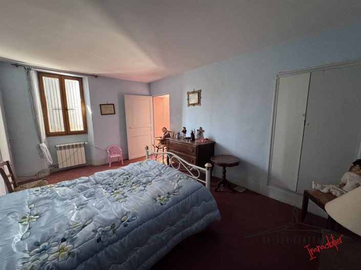 Image No.10-4 Bed House for sale