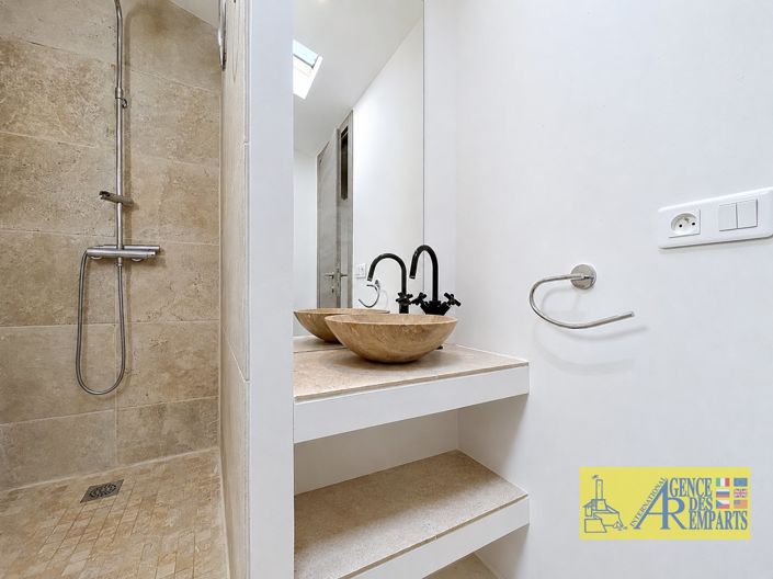Image No.17-2 Bed Apartment for sale