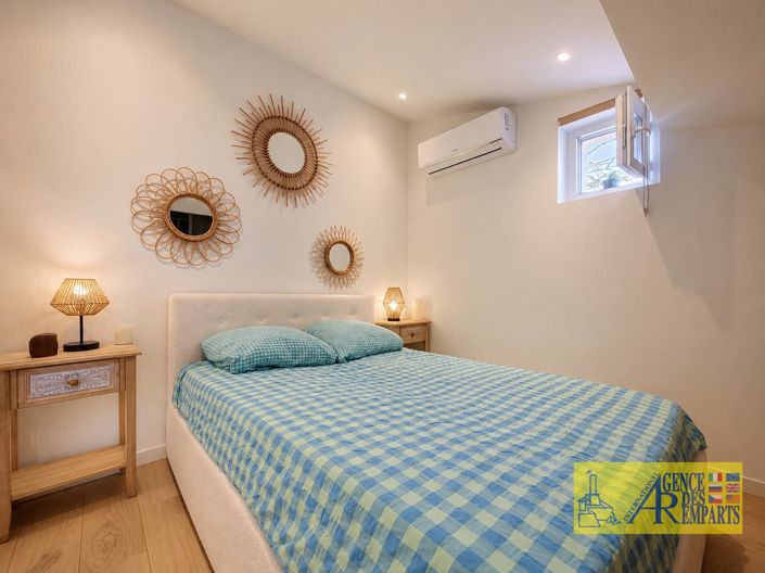 Image No.20-2 Bed Apartment for sale