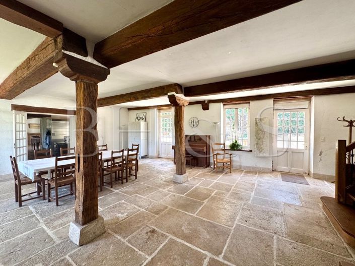 Image No.6-6 Bed House for sale