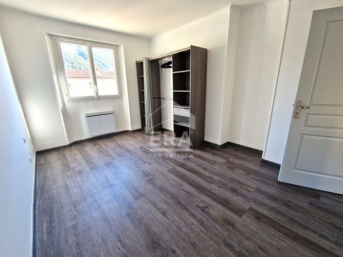 Image No.8-3 Bed Apartment for sale