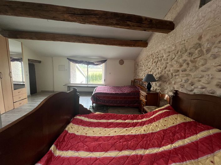 Image No.11-5 Bed House for sale