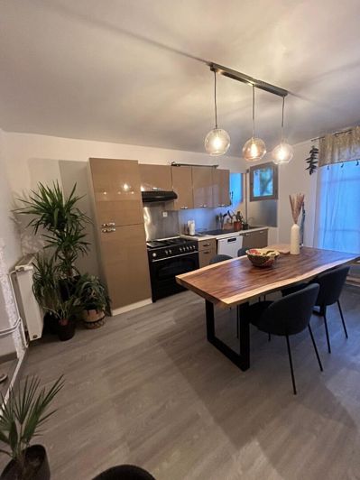 Image No.2-2 Bed House for sale