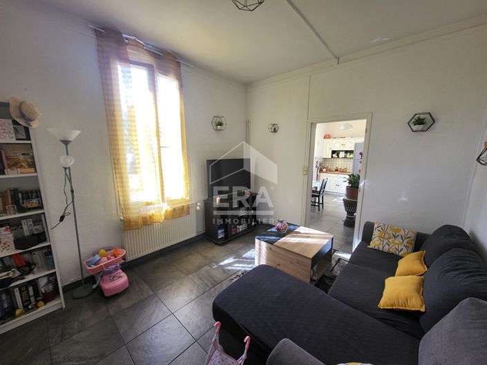 Image No.4-2 Bed House for sale