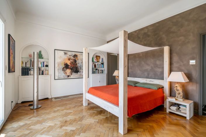 Image No.12-4 Bed Apartment for sale