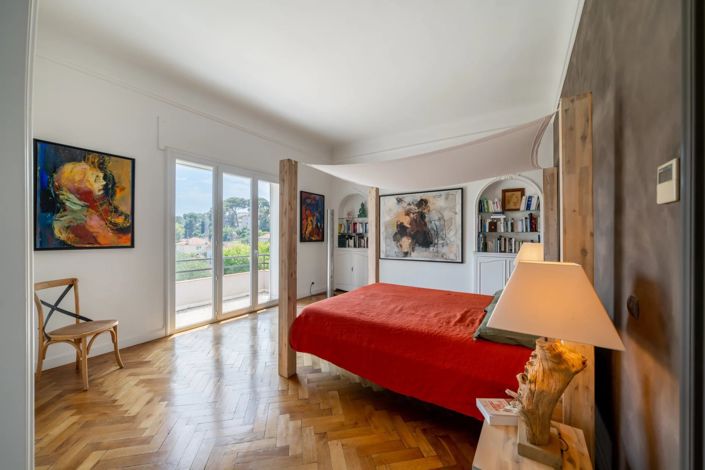 Image No.13-4 Bed Apartment for sale