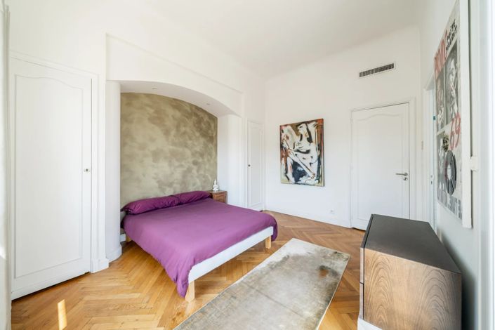 Image No.15-4 Bed Apartment for sale