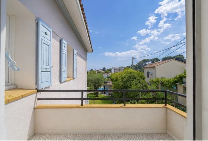 Image No.21-4 Bed Apartment for sale