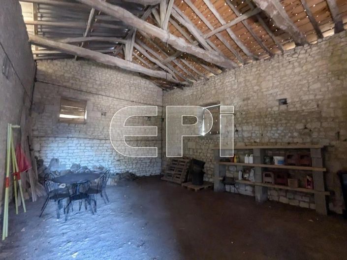 Image No.30-7 Bed House for sale