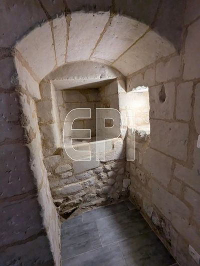 Image No.31-7 Bed House for sale