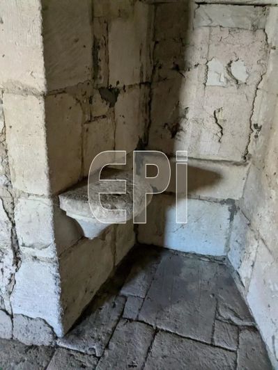 Image No.32-7 Bed House for sale