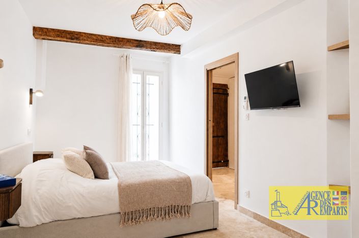 Image No.19-3 Bed House for sale