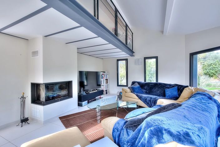 Image No.6-4 Bed House for sale