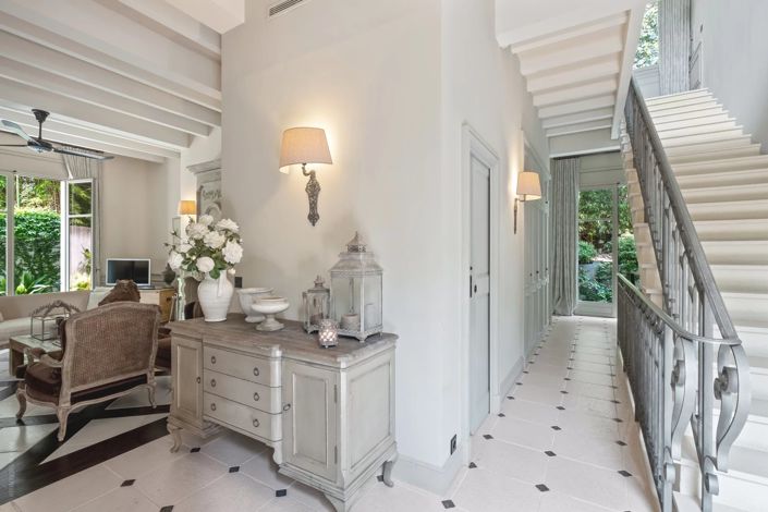 Image No.13-6 Bed House for sale