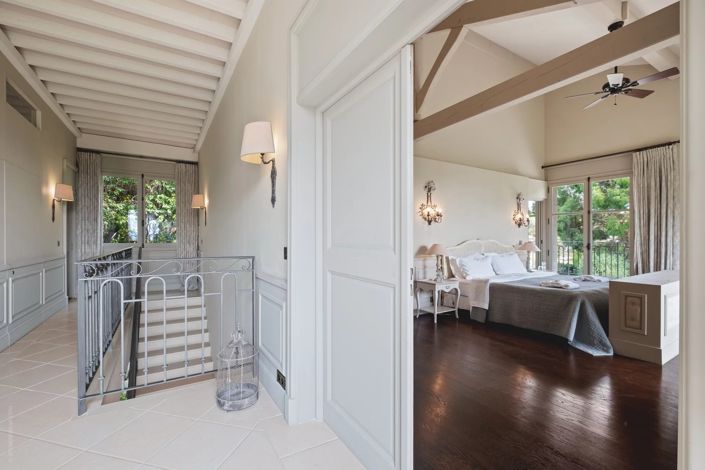 Image No.17-6 Bed House for sale