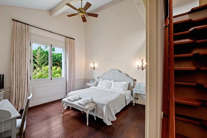 Image No.21-6 Bed House for sale