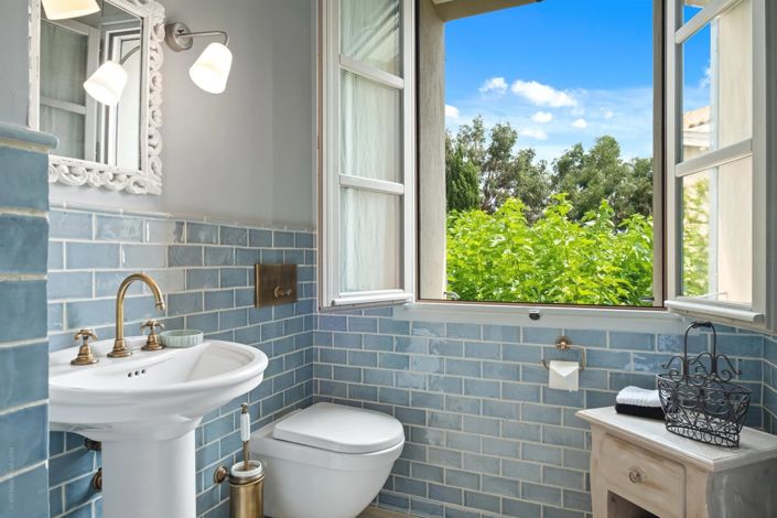 Image No.29-6 Bed House for sale