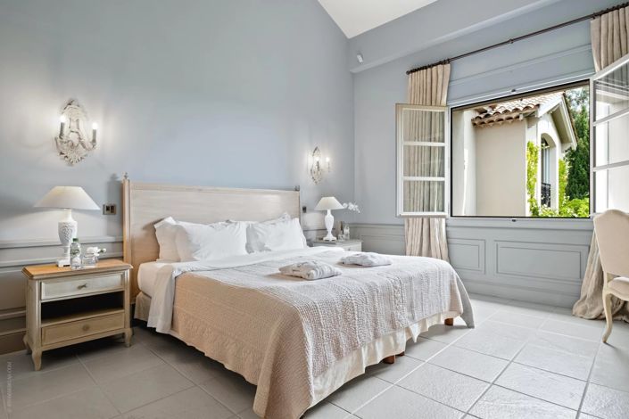 Image No.37-6 Bed House for sale