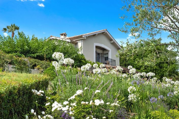 Image No.40-6 Bed House for sale