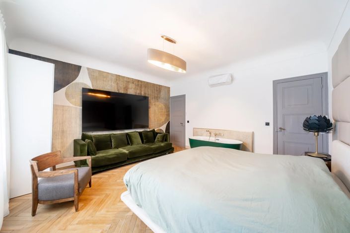Image No.14-3 Bed Apartment for sale