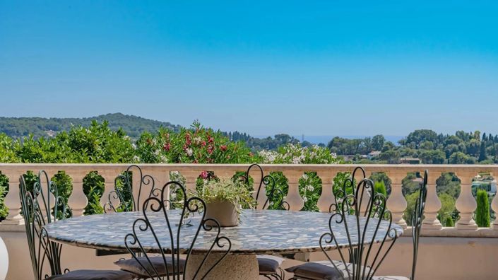 Image No.3-5 Bed House for sale