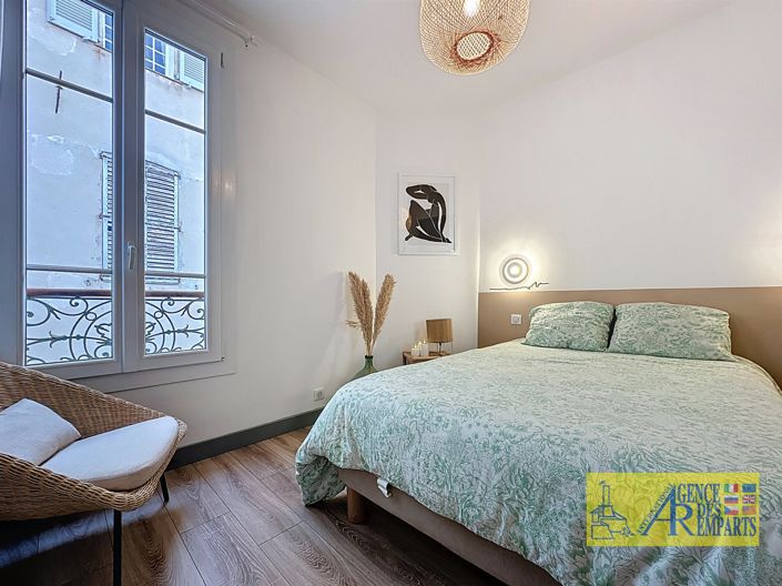 Image No.10-2 Bed Apartment for sale