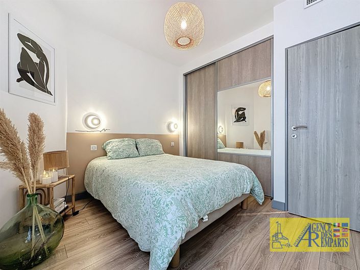 Image No.11-2 Bed Apartment for sale