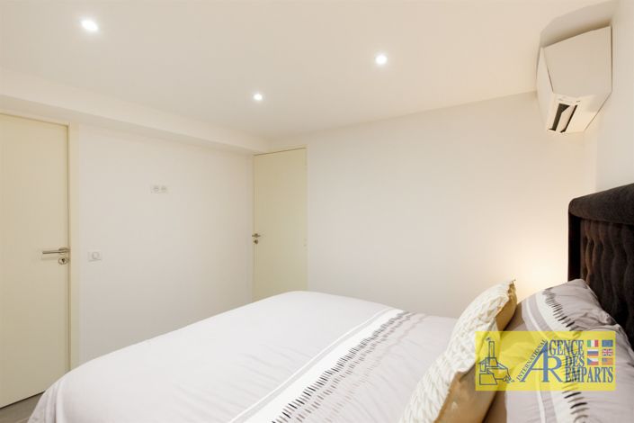 Image No.24-4 Bed House for sale