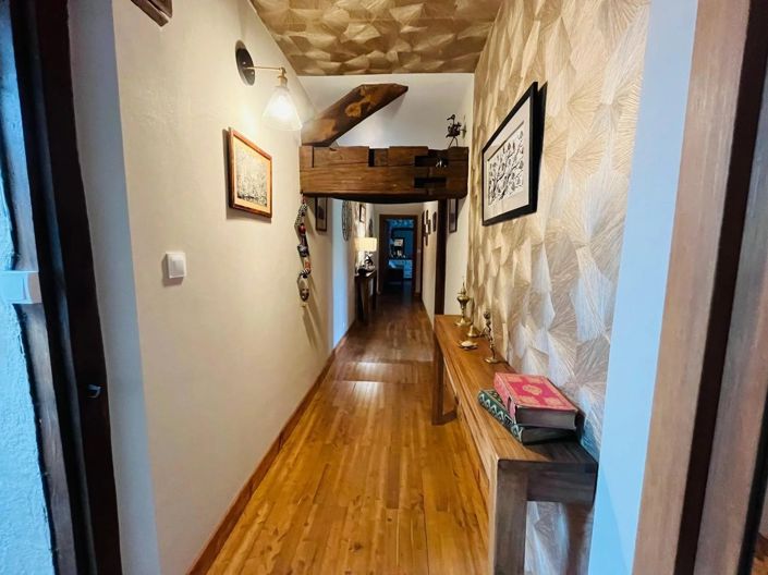Image No.14-6 Bed House for sale