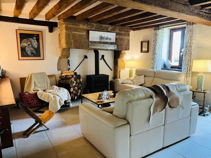 Image No.5-6 Bed House for sale