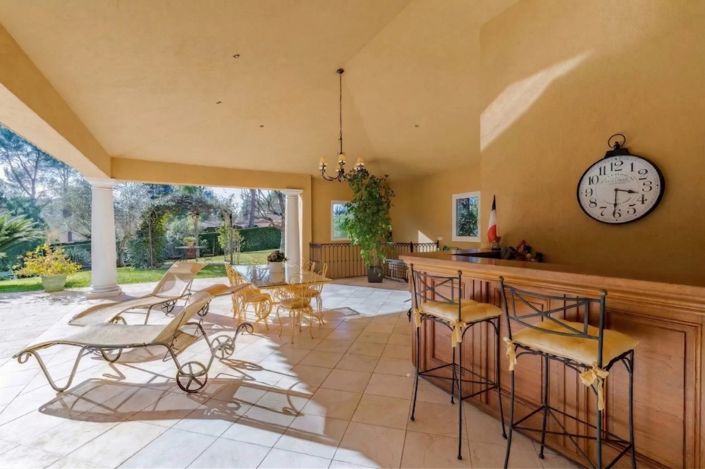 Image No.17-4 Bed House for sale
