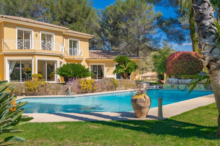 Image No.24-4 Bed House for sale